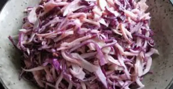 How to make Red cabbage, fennel and parsnip coleslaw